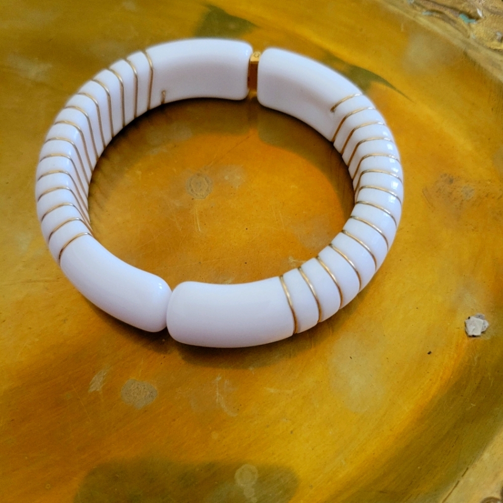 Vintage White Clamper Bracelet, Hinged Bangle, Gold and White